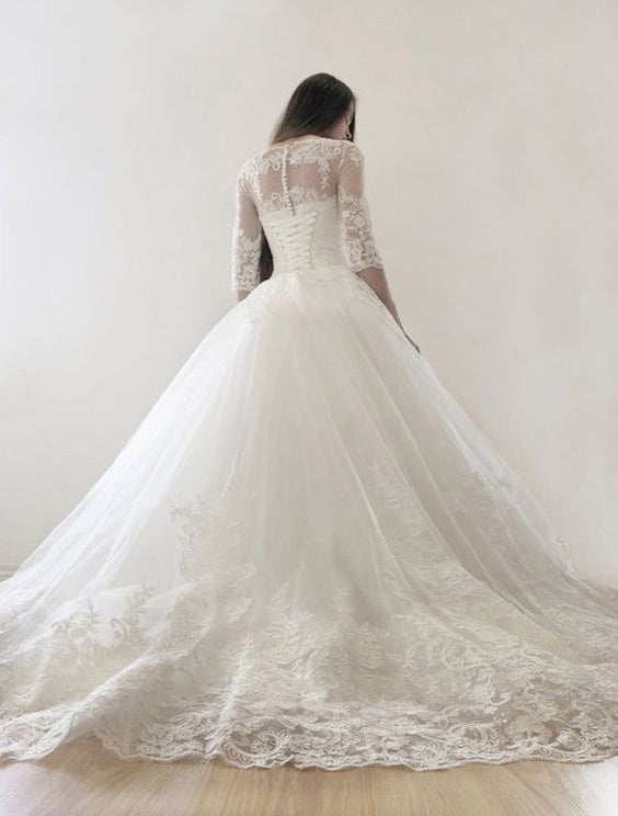 Ball Gown Wedding Dresses Scoop Sweep Train Lace Tulle Chic Bridal Gow Anna Promdress 6398