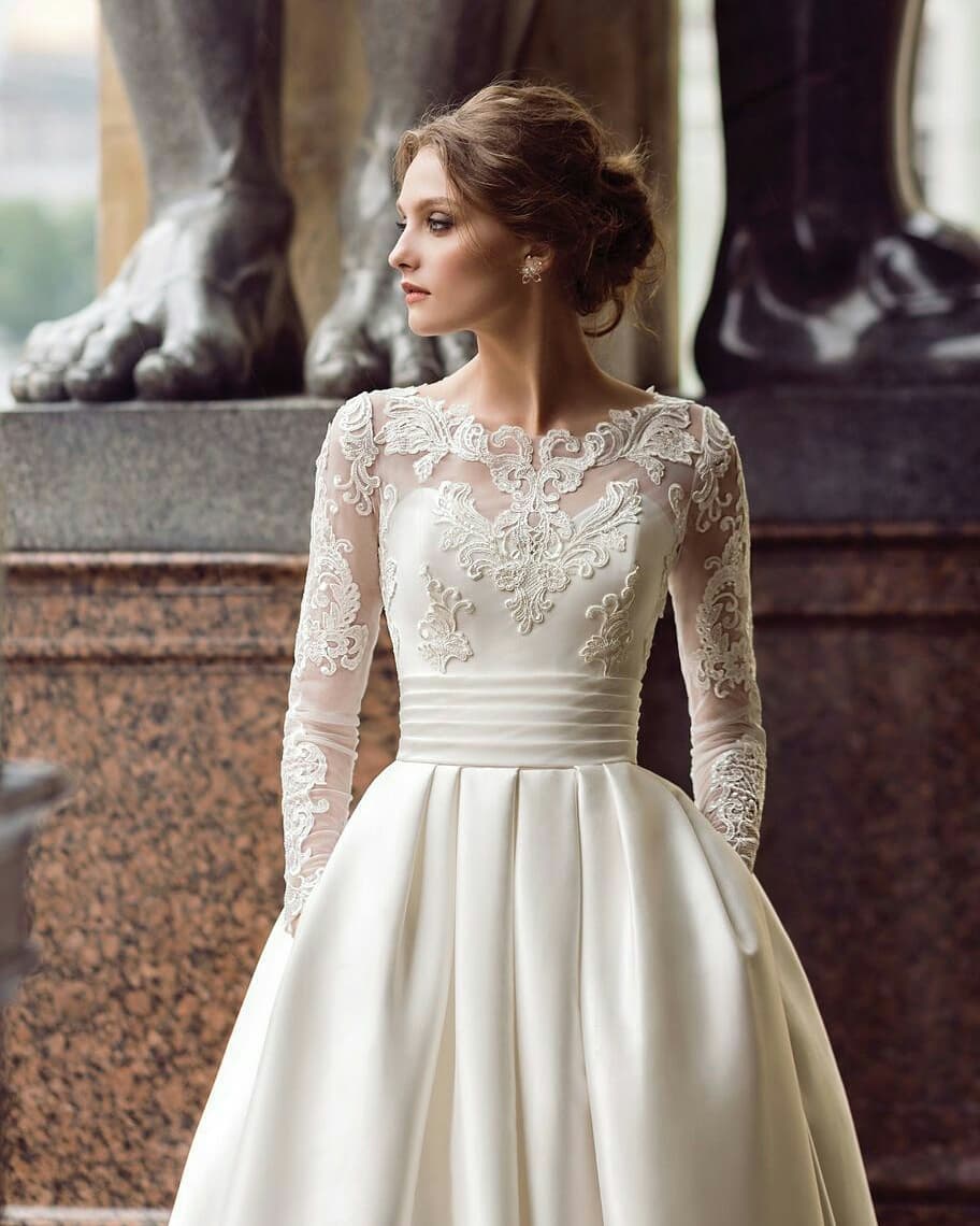 Long Sleeve Wedding Dresses with Pockets Short Train Long Romantic Sat