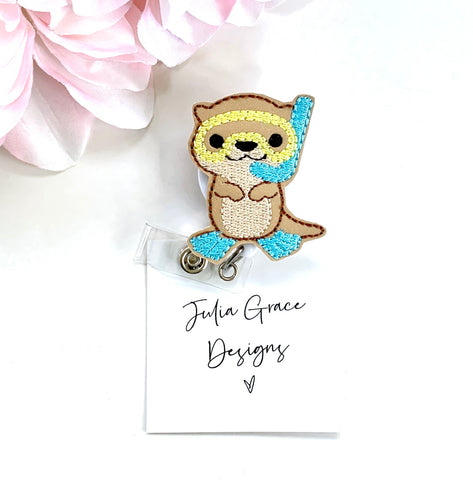 Cute Mouse Badge Reel, Badge Reel Topper, Retractable Badge, Nurse Bad –  Julia Grace Designs