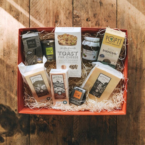 Quicke's Signature Hamper - Cheese gifts