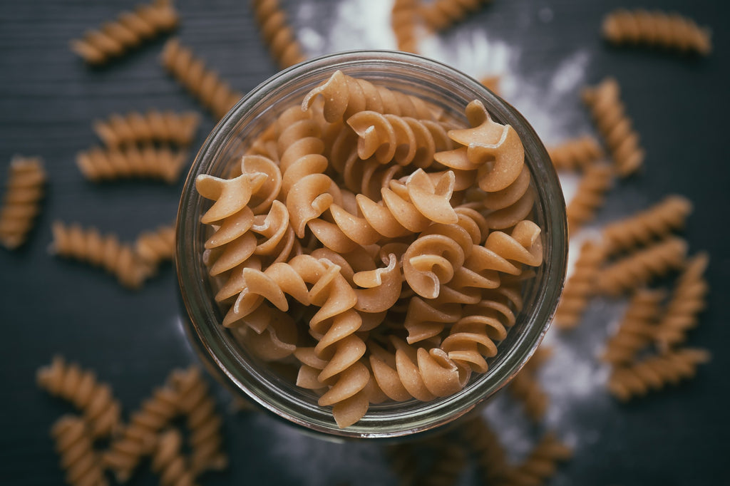 Vegan Greenlentil bolognese. only 6 ingredietns and so easy to make. picture portraits wholewheat  pasta.