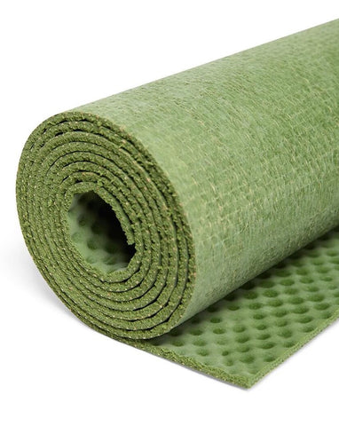 4 Best Sustainable Yoga Mats & 5 Materials To Avoid When Buying A