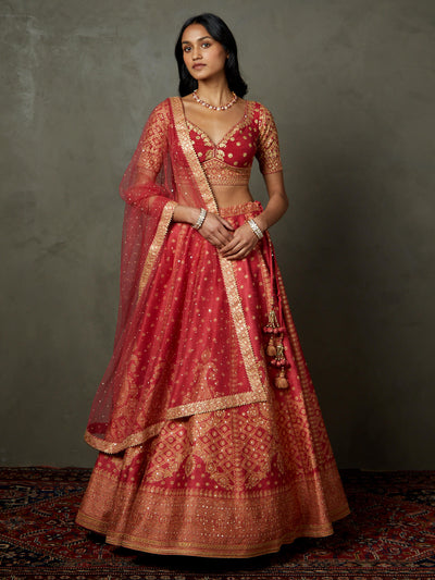 Ritu Kumar Indian Ethnic Designer Wear & Bridal Dresses| Online Store.  | Long summer outfits, Designer outfits woman, Ethnic wear designer