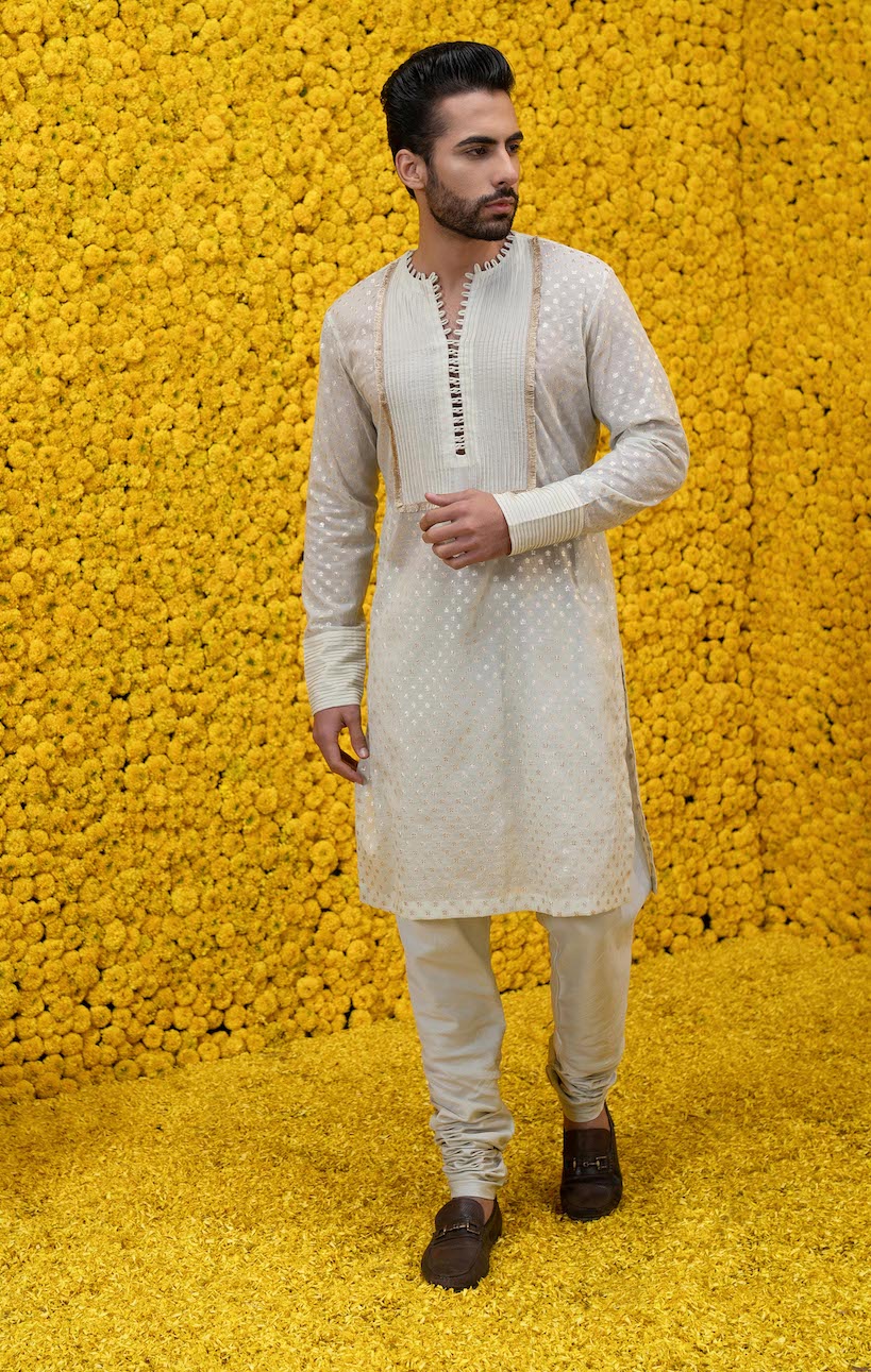 Mahima Mahajan | Raziq Jade Kurta With Chudidar | INDIASPOPUP.COM