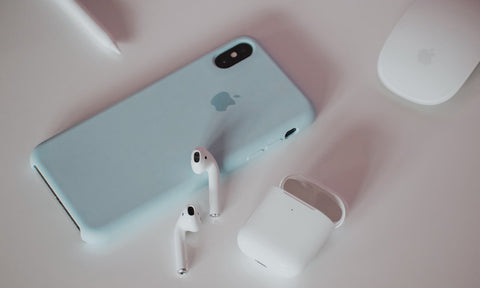 can gen 1 airpods charge in gen 2 case