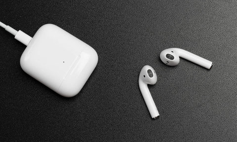 does airpod case charge without airpods