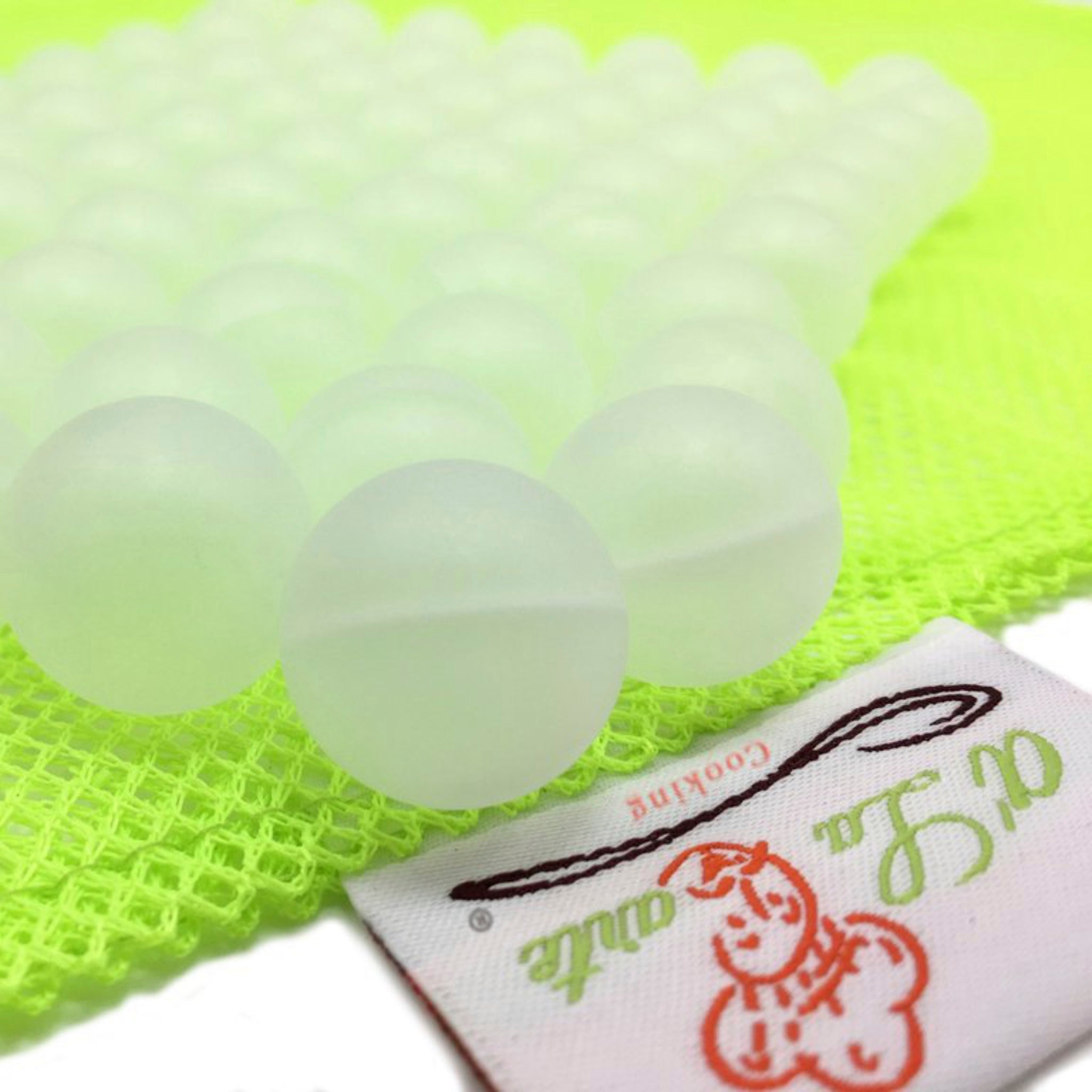 https://cdn.shopify.com/s/files/1/2100/5129/products/SousVideBalls3_2048x2048.jpg?v=1604689958