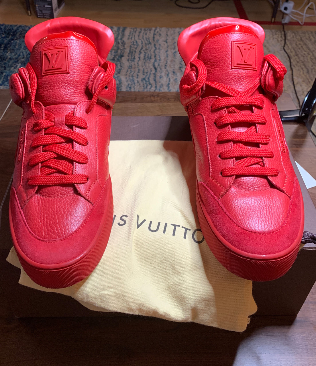 kompensere forståelse Mart 1) Louis Vuitton x Kanye West Dons, Red, LV Size 11, Original Box & Acces –  Lux918