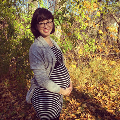 Claire Theaker-Brown pregnant outdoors