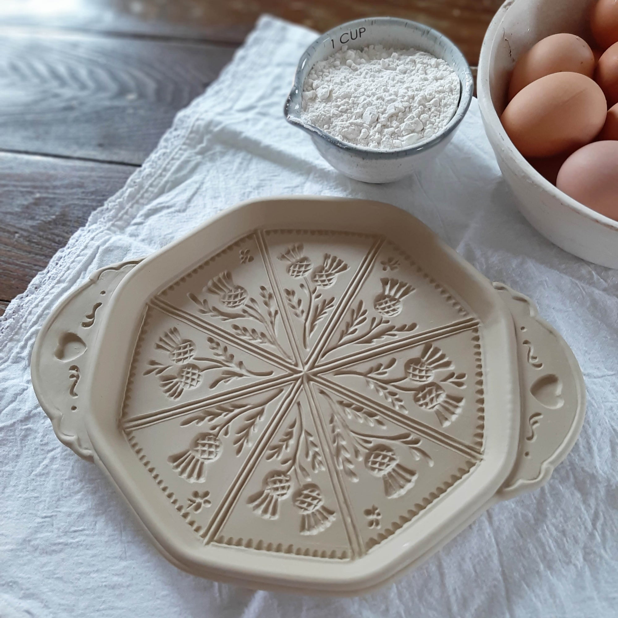 Bread Warmer and Basket - Farmhouse Wares