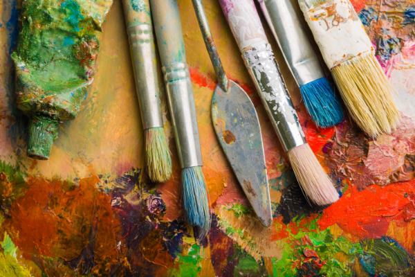 How to Sell Art Supplies in A Less Expensive Way