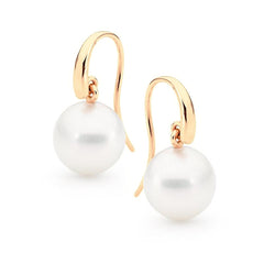 Pearl earrings