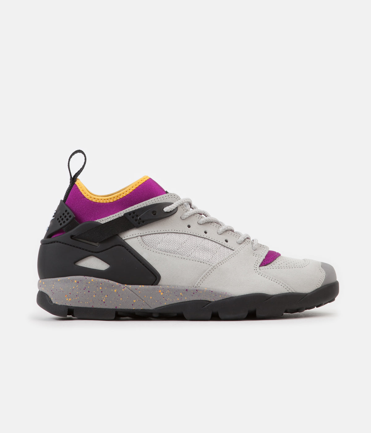 Nike ACG Air Revaderchi Shoes - Granite / Black - Red Plum Pro Gold | Always in Colour