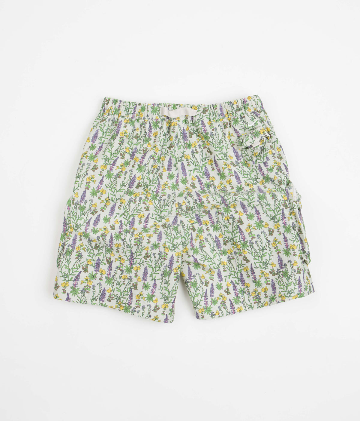 Nike ACG Snowgrass Cargo Shorts - Light Bone / Light Iron Ore / Summit ...