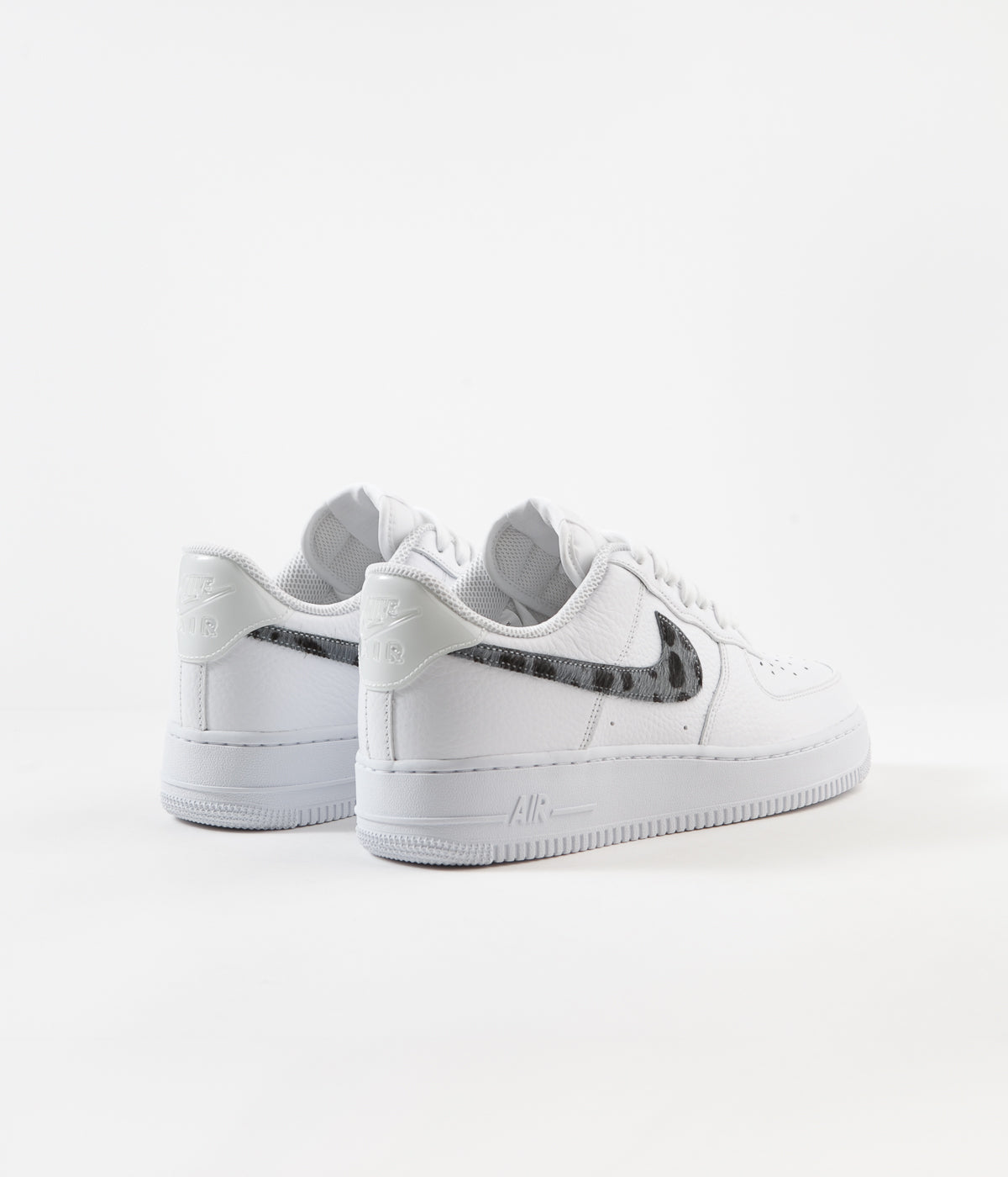 Nike Air Force 1 LV8 Shoes - White 