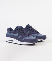 nike air max diffused blue