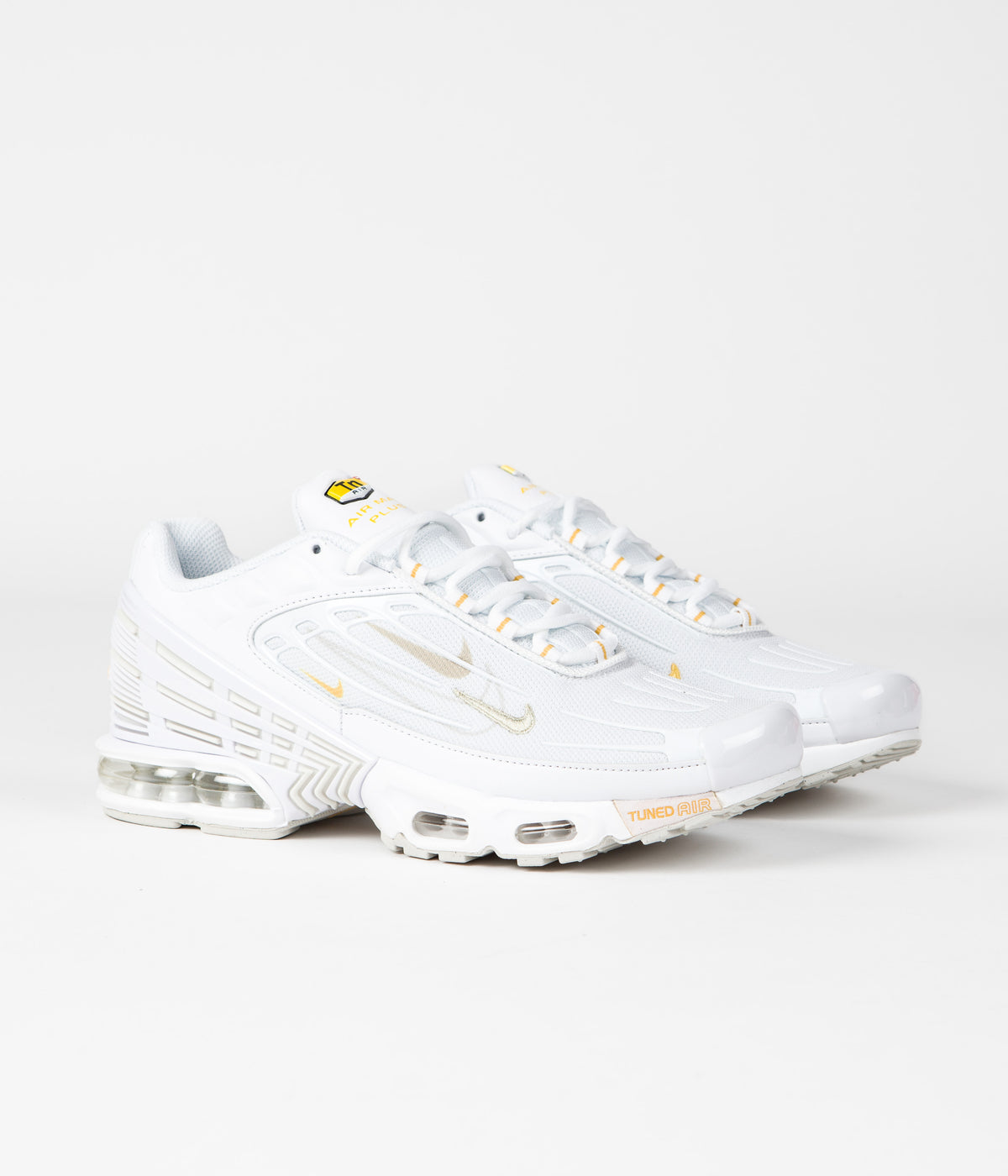 nike air max plus 3 all white