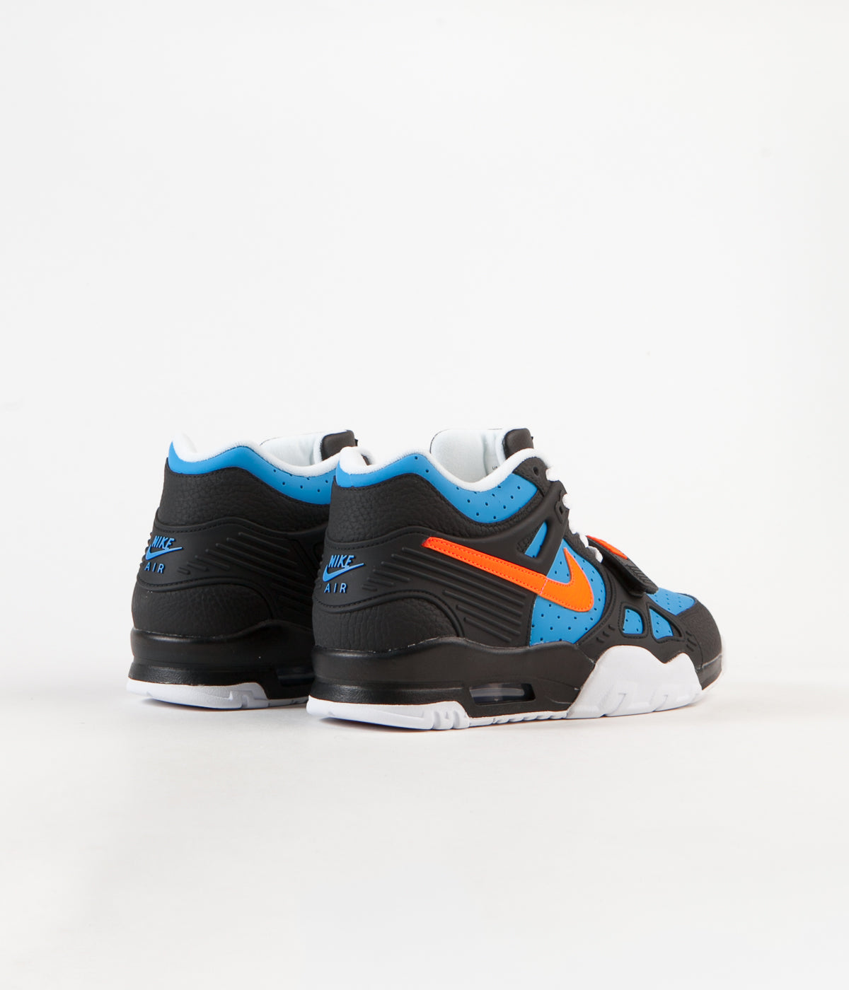 nike orange and blue trainers