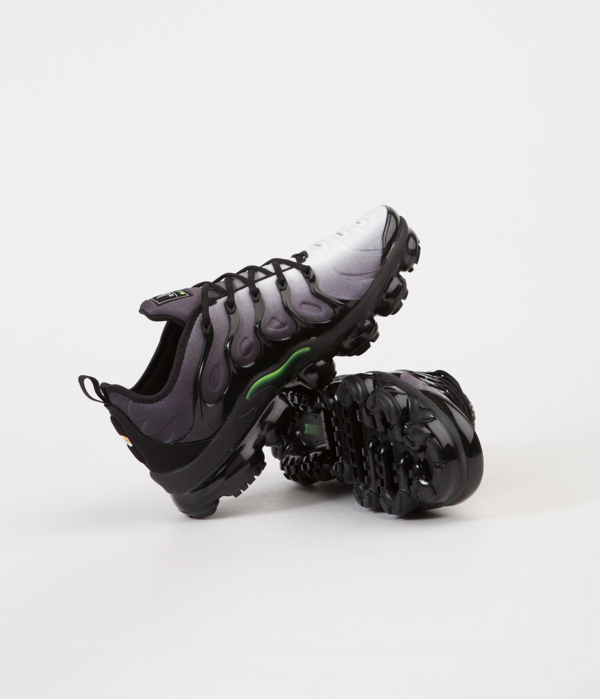 vapormax plus black volt white