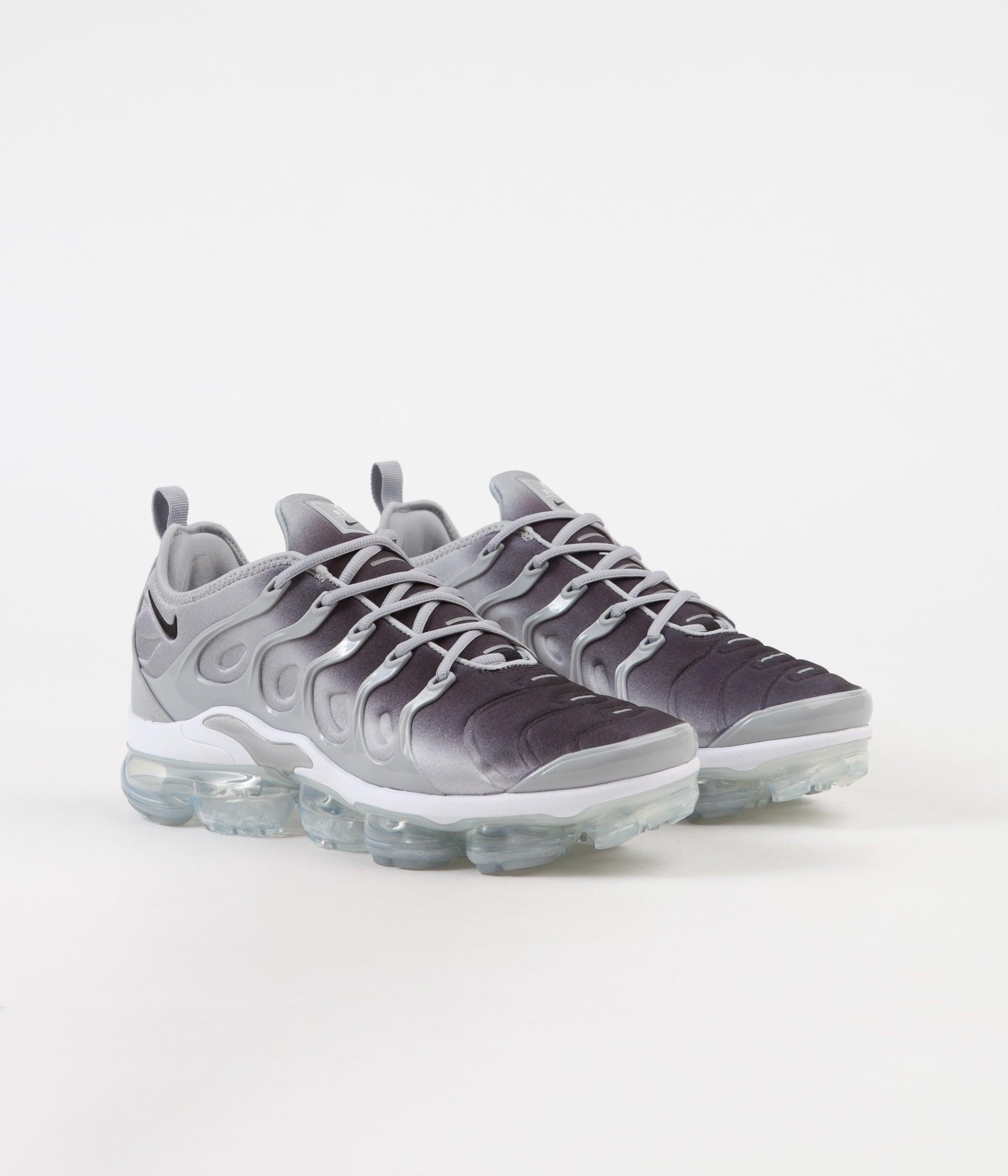 vapormax plus grey and white