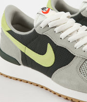 nike air vortex spruce fog