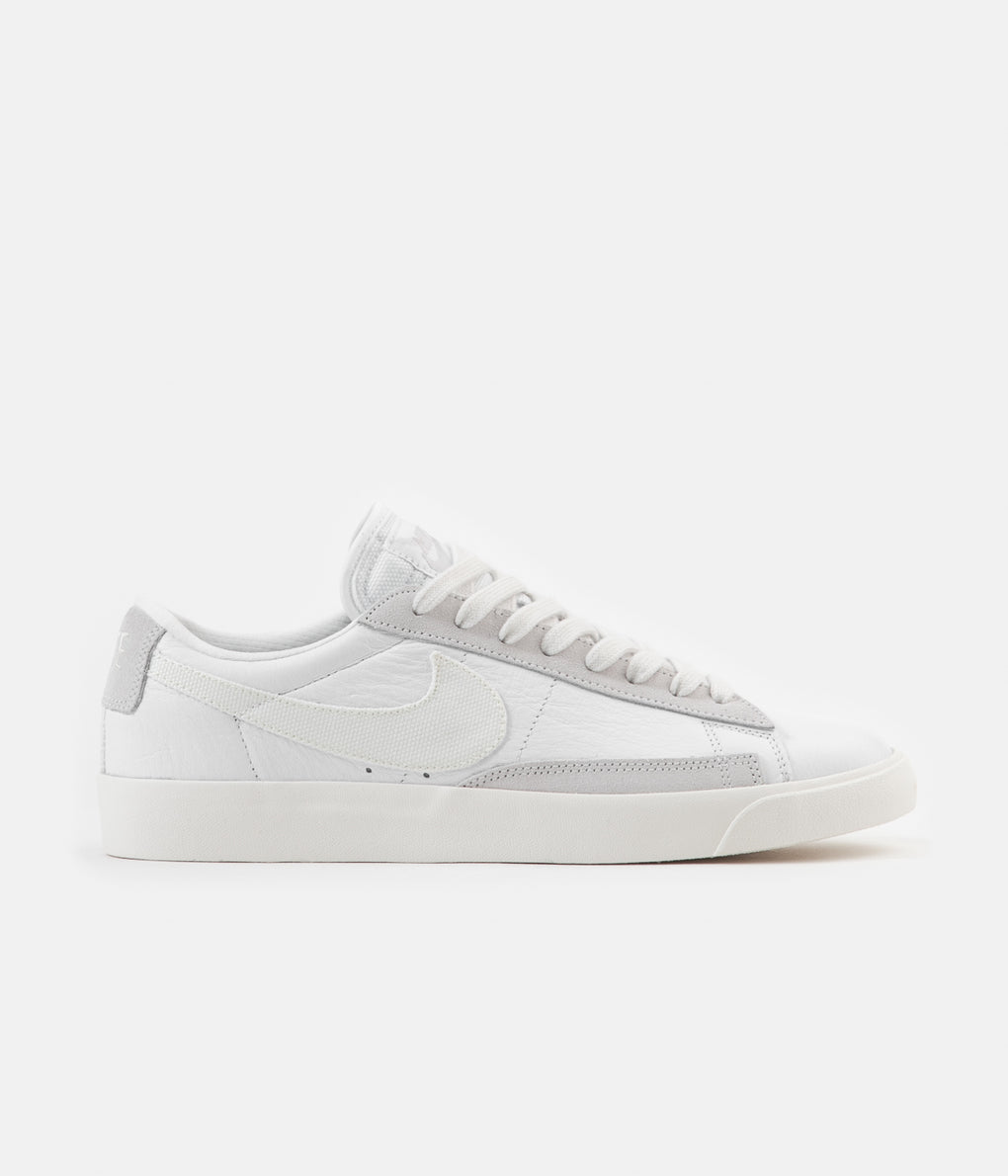 all white nike blazers low