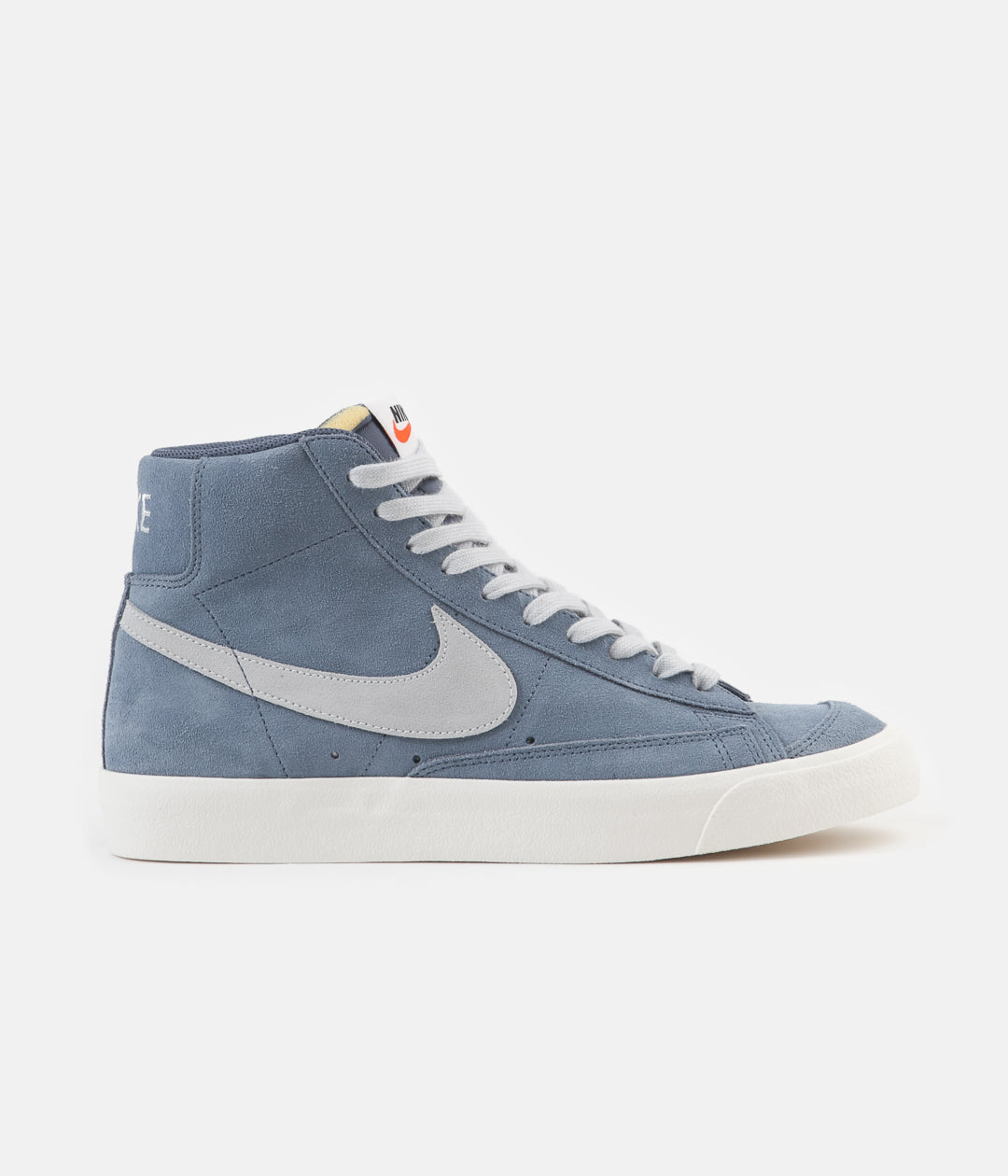 nike blazer suede mid