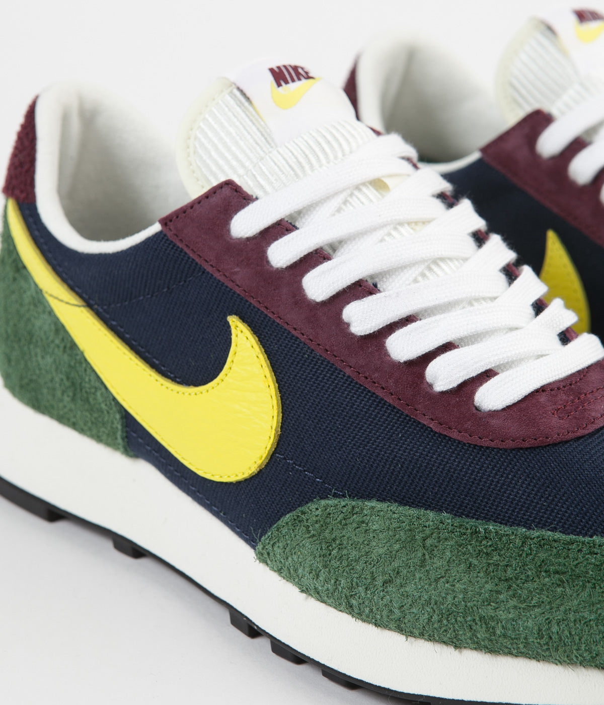 nike daybreak yellow bonsai