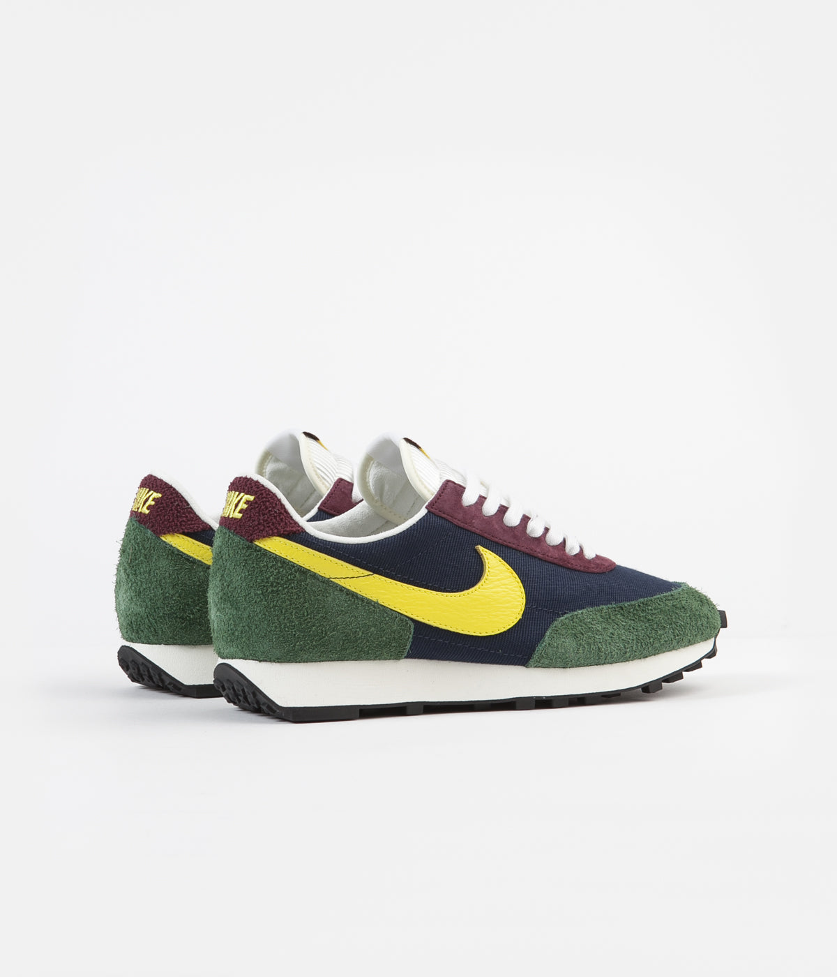 nike daybreak bonsai obsidian & yellow