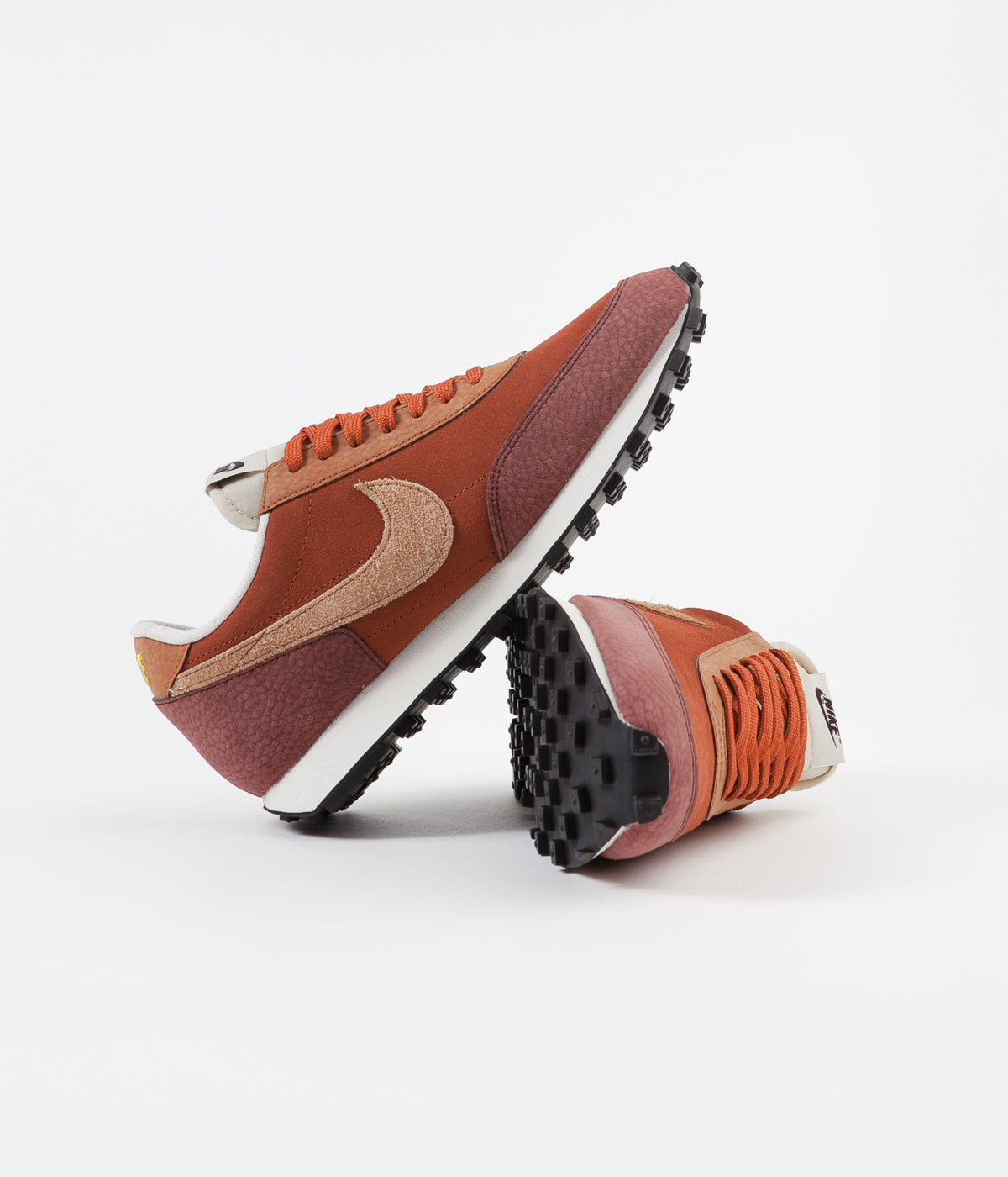 Nike Daybreak Shoes - Rugged Orange 