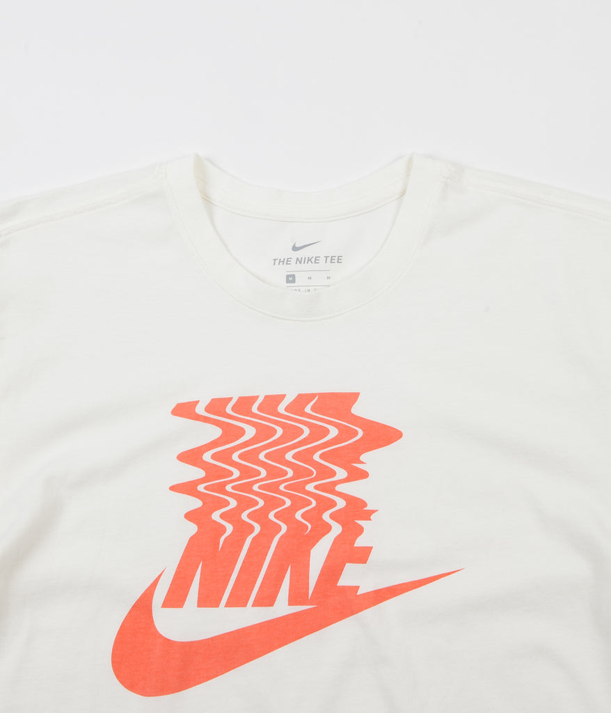Nike Seasonal Statement T-Shirt - Sail | Always in Colour