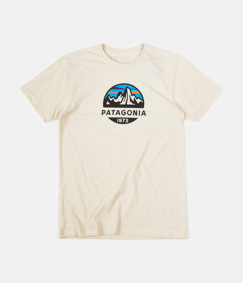 Patagonia Fitz Roy Scope Organic T-Shirt - Oyster White | Always in Colour