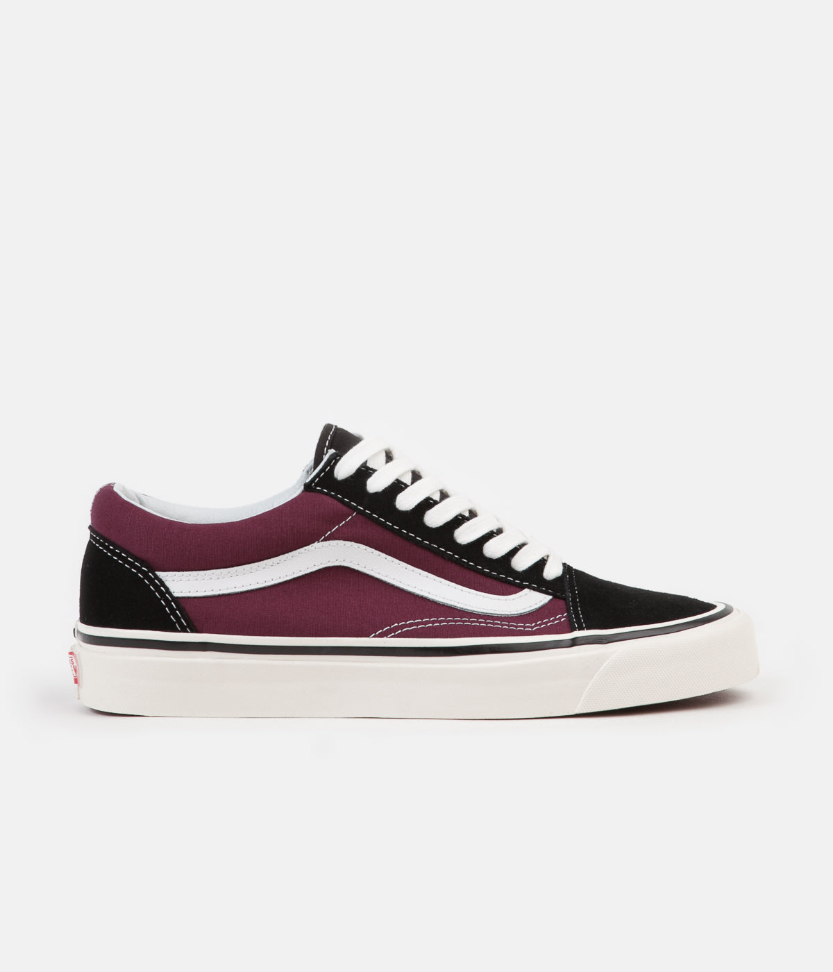 vans old skool maroon black