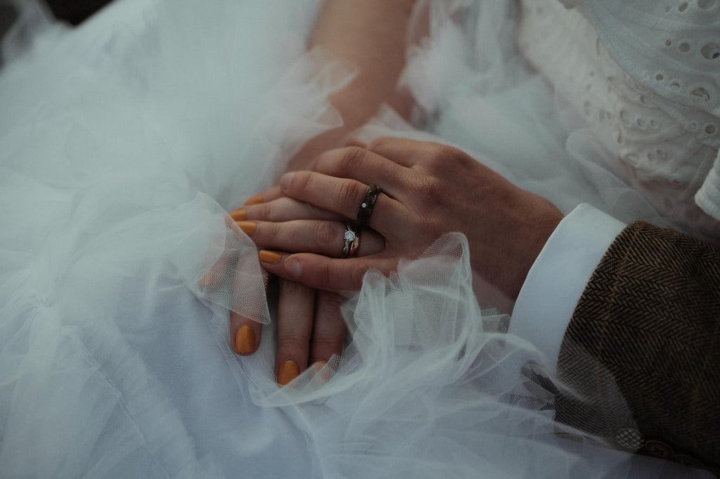 contemporary scottish wedding rings