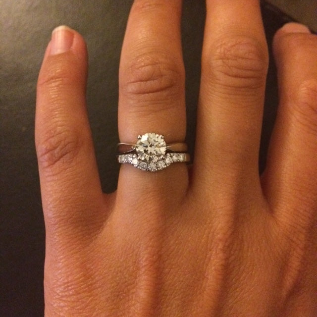 shaped-wedding-ring-diamonds