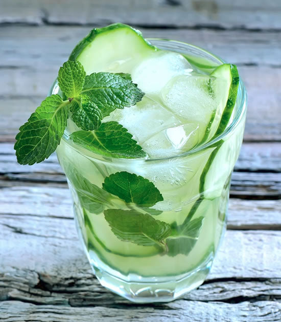 Cucumber-Cooler-Cocktail