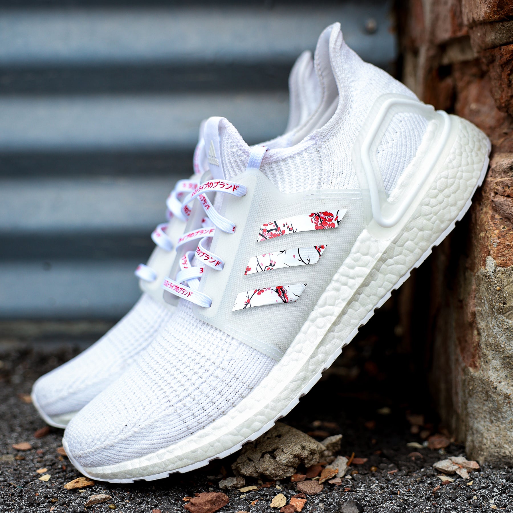 adidas ultra boost x sakura