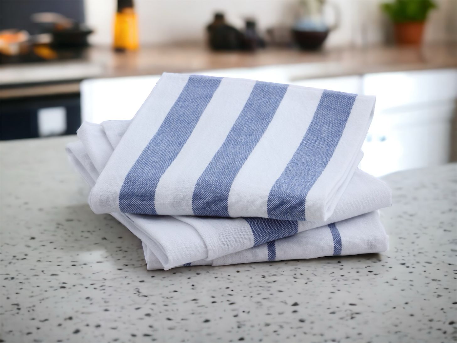 What is the difference between a tea towel and a kitchen towel?