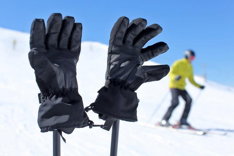 gloves with wrist guards for skiing