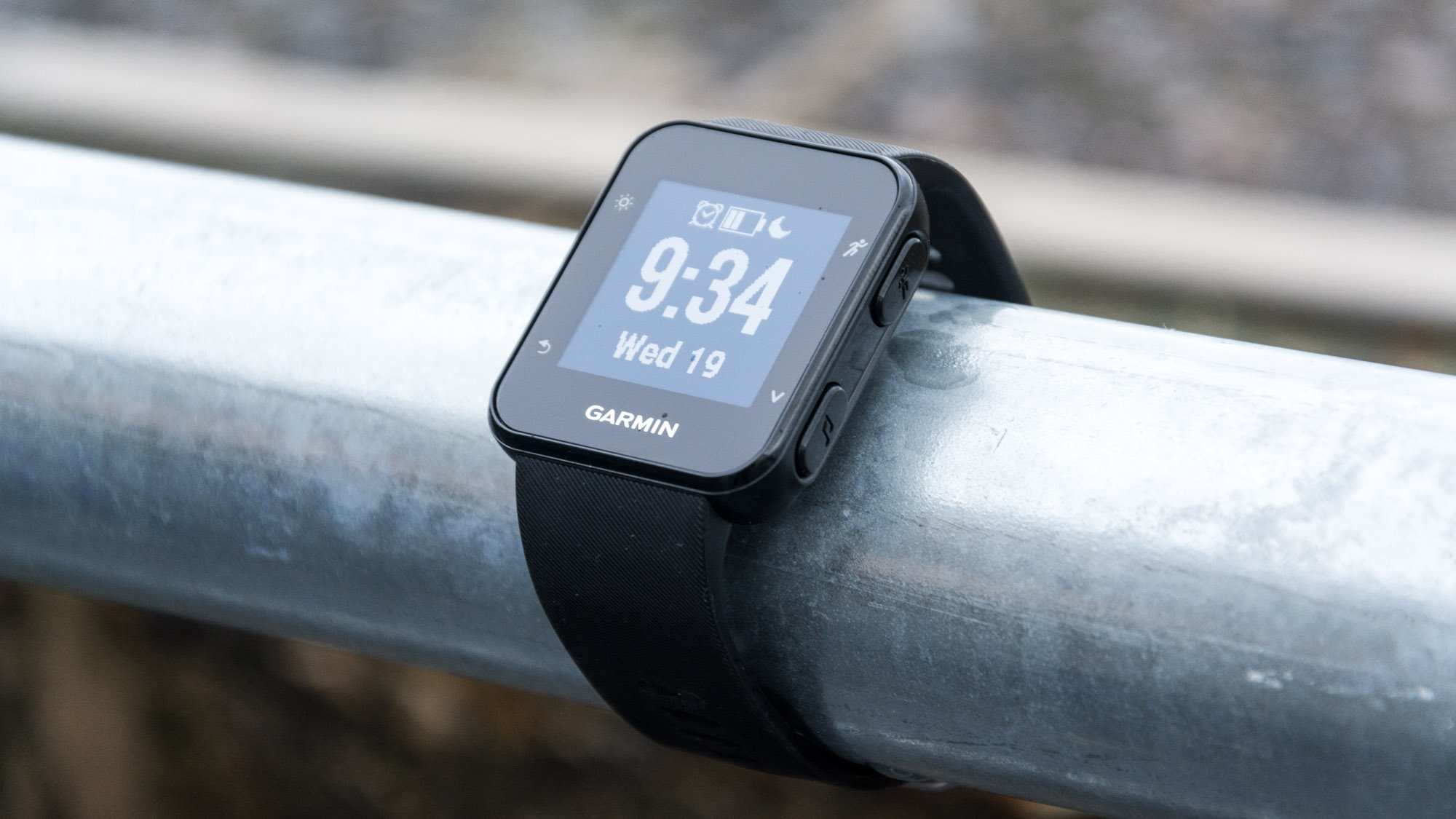 GARMIN FORERUNNER 35 REVIEW: BEST RUNNING WATCH ON A BUDGET