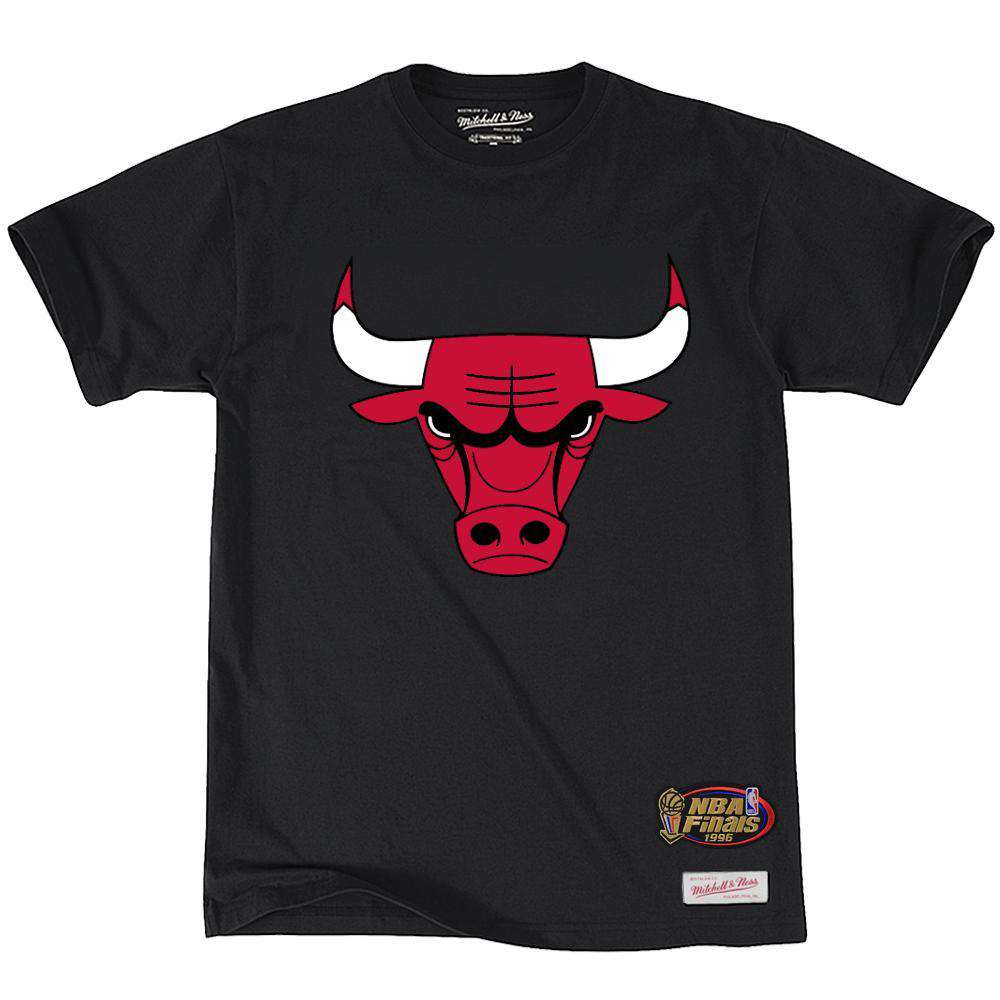 Chicago Bulls Mitchell & Ness NBA Team Logo T-Shirt - Black | US Sports ...