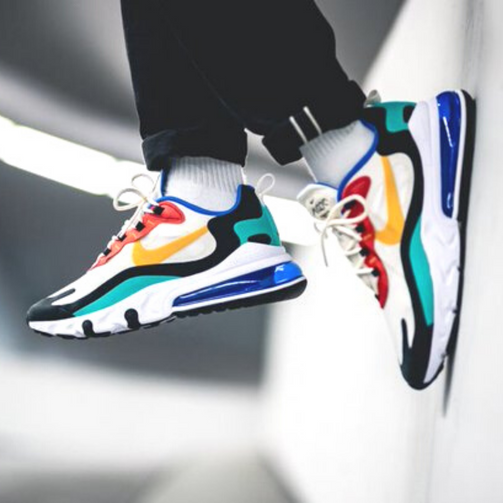 270 react colourful