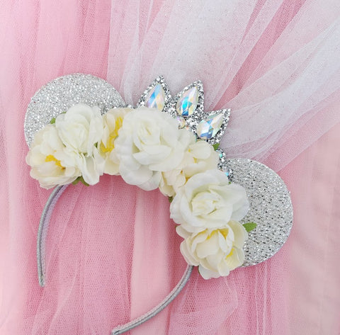 tangled inspired minnie mouse ears with veil bride to be hen party accessories