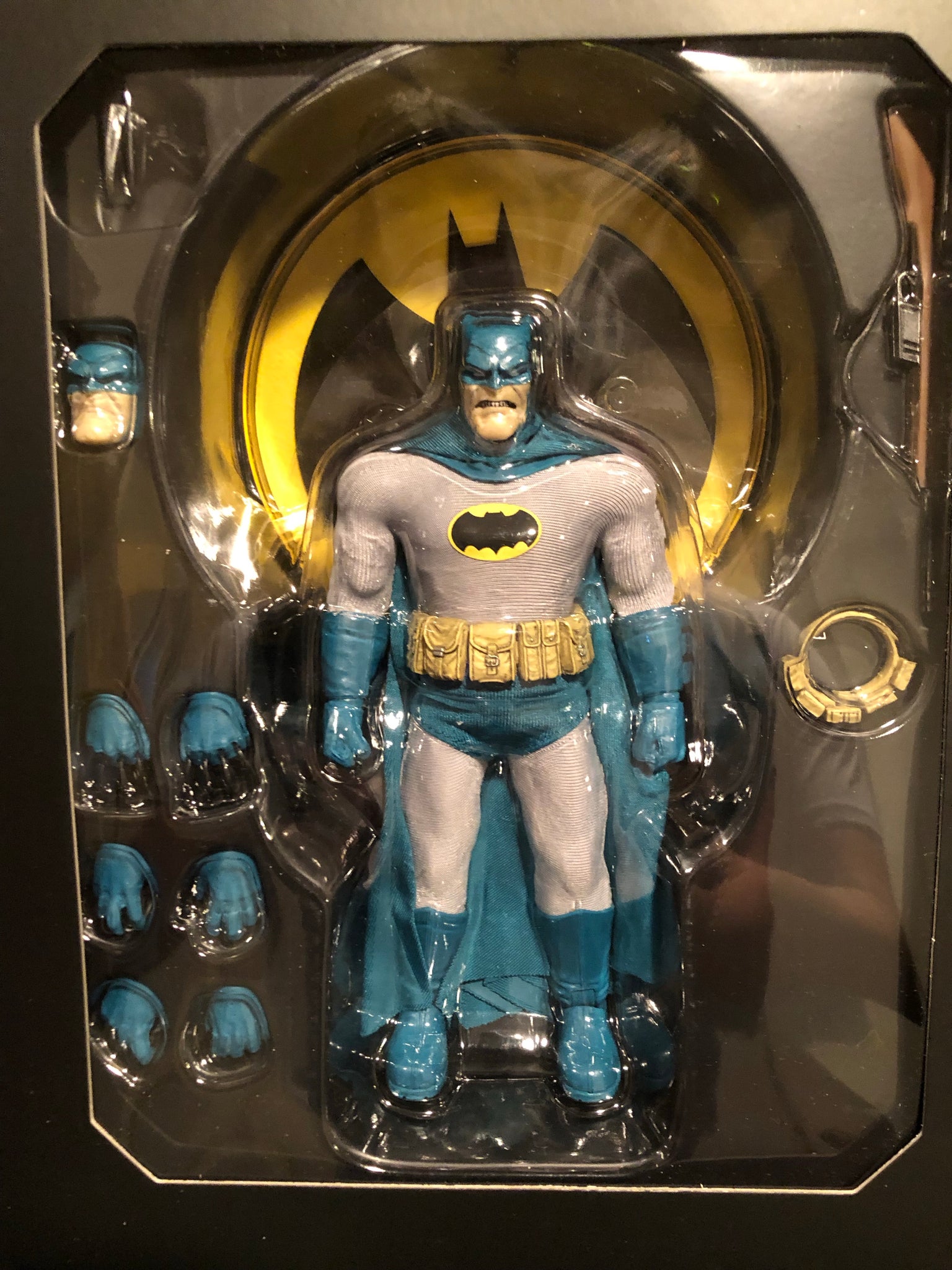 Mezco One 12 Collective DARK KNIGHT RETURNS PX EXCLUSIVE PRE OWNED – Toy  Depot Store