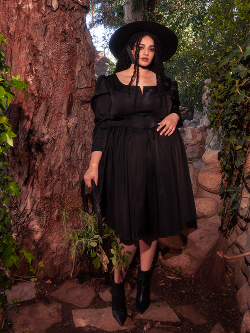 Cottage Witch | Gothic Glamour Clothing – La Femme En Noir