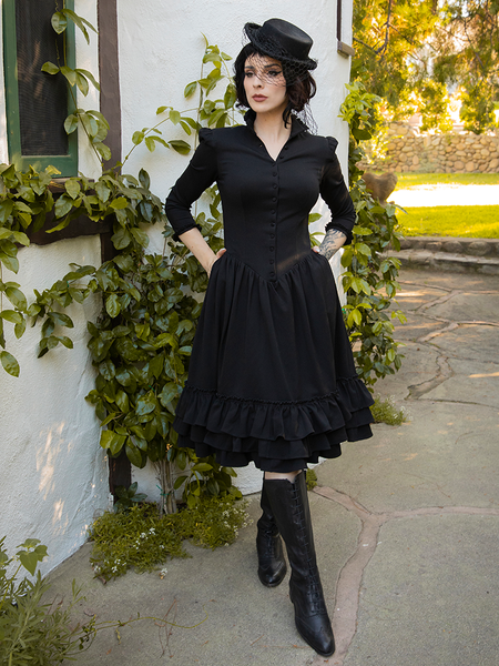 gothic victorian style dresses