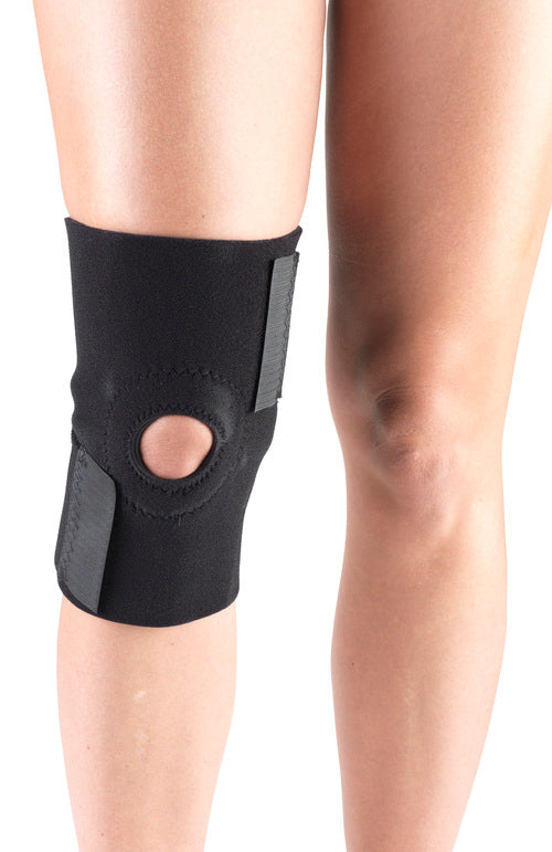 KNEE WRAP WITH PATELLAR STABILIZING PAD