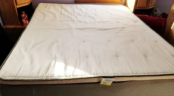 How To Connect Twin XL Mattresses to Make A Split King Bed?