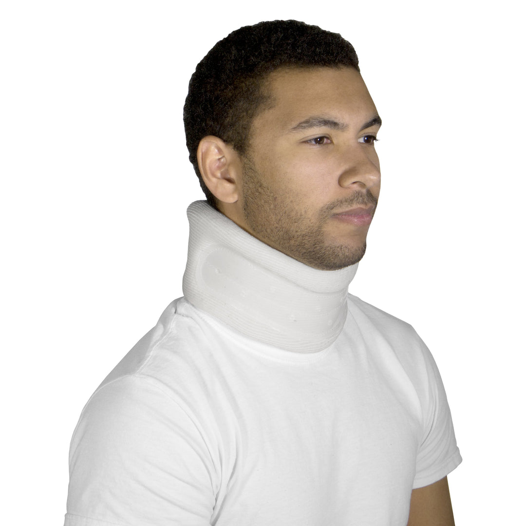 1302 SOFT FOAM COLLAR WITH PLASTIC FRONT