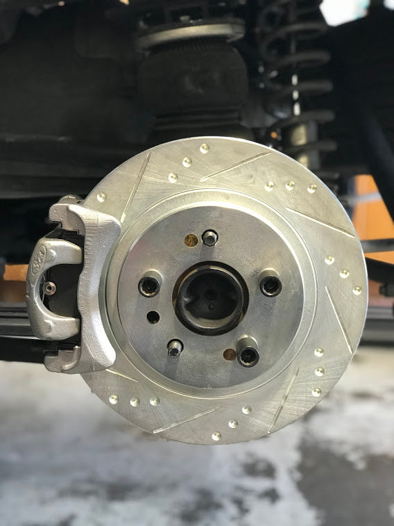 Toyota Hilux rear disc brake full conversion kit – Strange Workshop